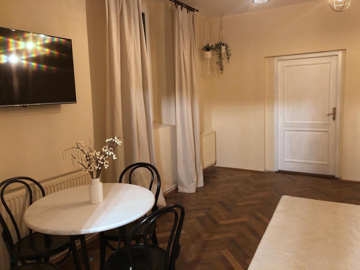 Aftar Inn Braşov Esterno foto