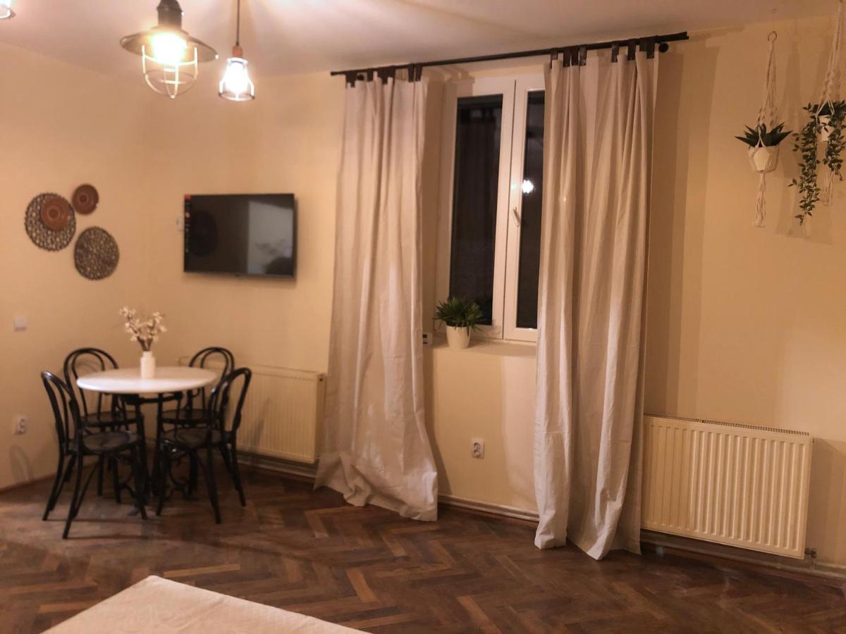 Aftar Inn Braşov Esterno foto
